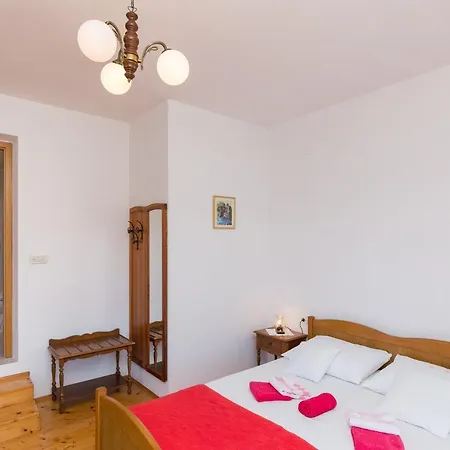 Miskovic 아파트 *